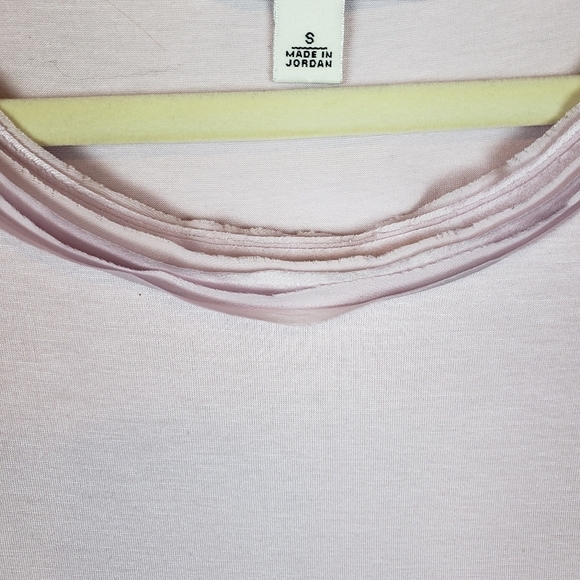 Banana Republic Lilac Scoopneck T Shirt S Raw Layered Edge Very Soft Stretch - Picture 4 of 9